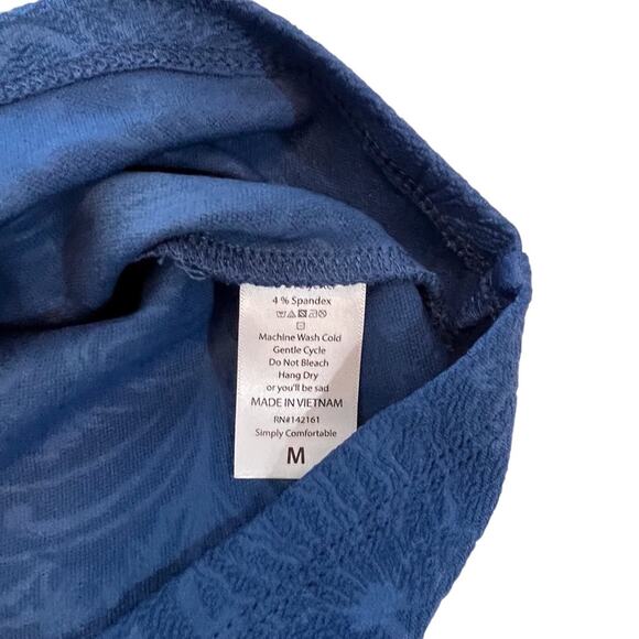 LulaRoe Cassie Womens Medium Skirt Pencil Straight Blue Textured Paisley print - Picture 2 of 8